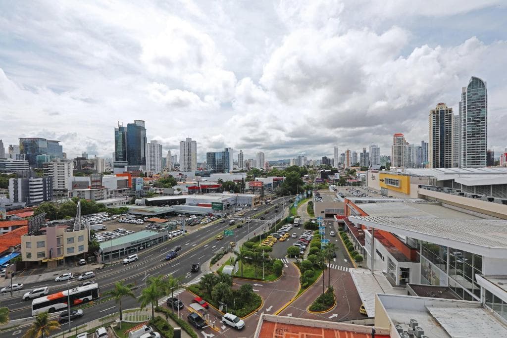 Courtyard by Marriott Panama Multiplaza Mall - 10