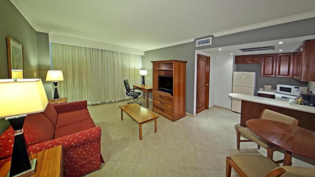 Crowne Plaza Panama - 25