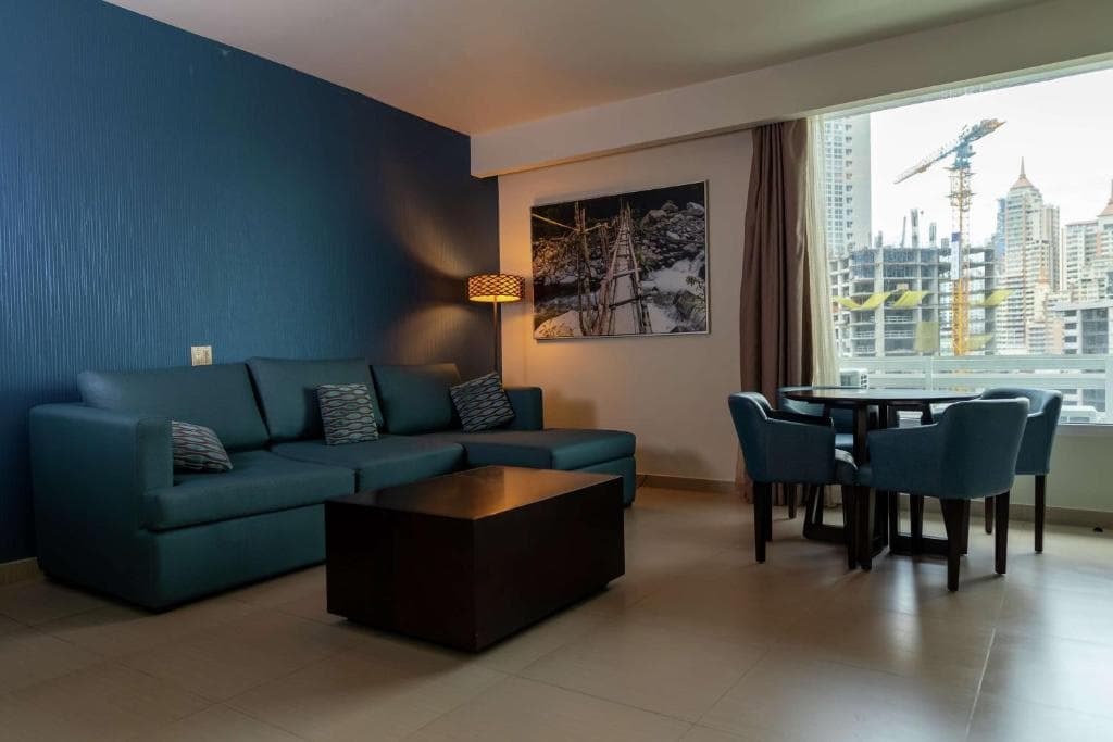Hampton by Hilton Panama - 13