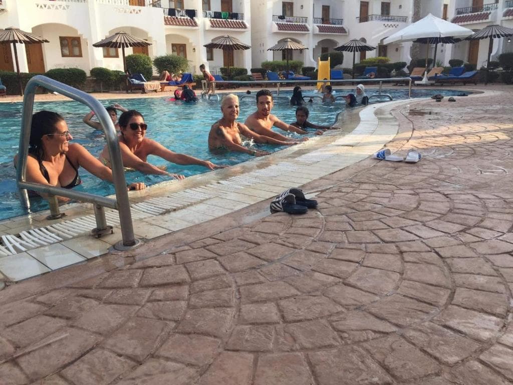 Dive Inn Resort - 18