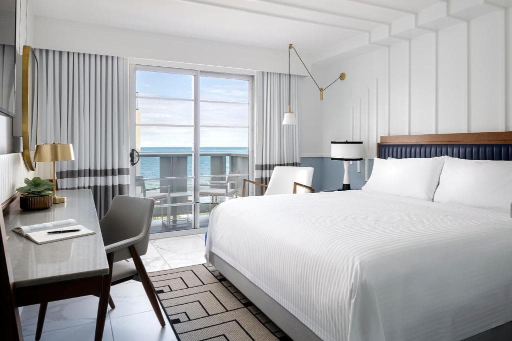 Cadillac Hotel & Beach Club - 3