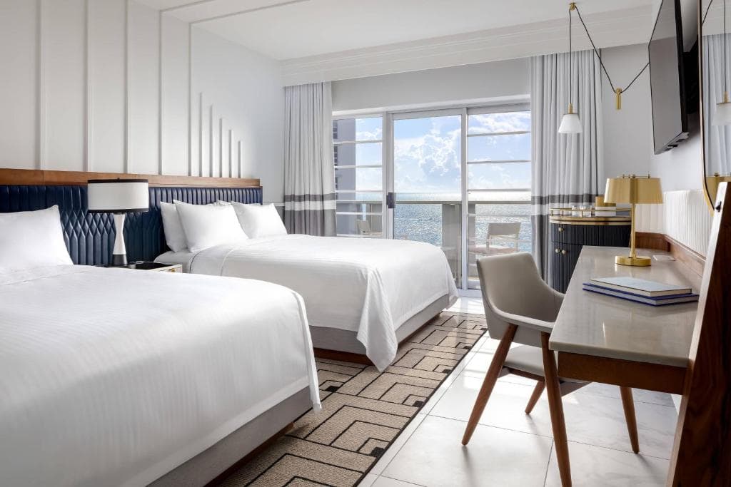 Cadillac Hotel & Beach Club - 11