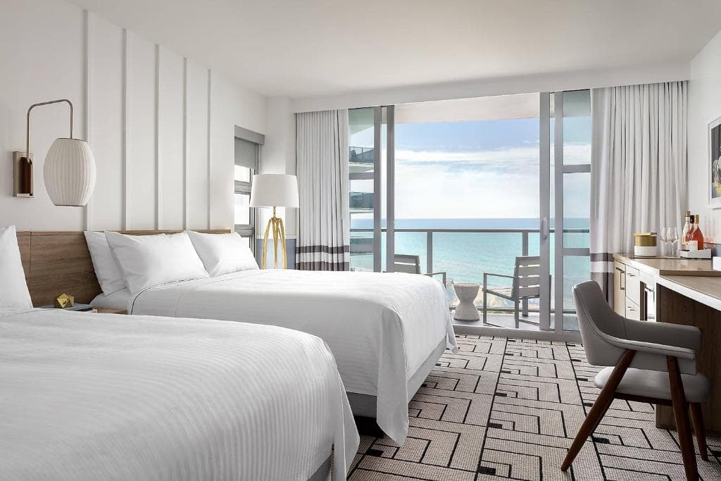 Cadillac Hotel & Beach Club - 16