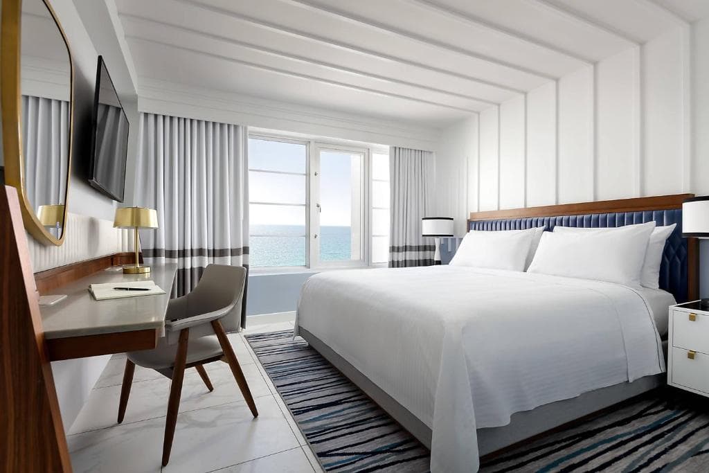Cadillac Hotel & Beach Club - 26