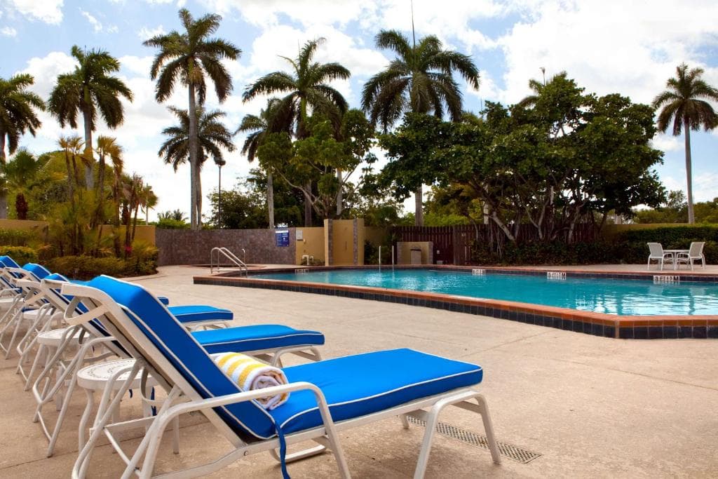 DoubleTree by Hilton Hotel Miami Airport & Convention Center - 8