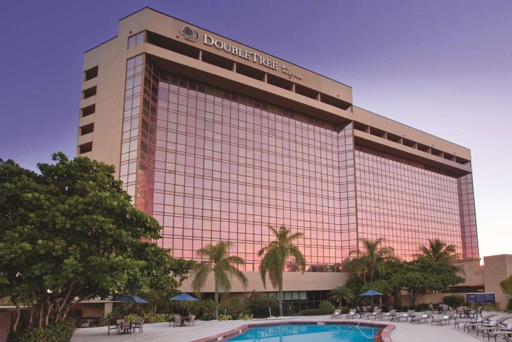 DoubleTree by Hilton Hotel Miami Airport & Convention Center - 11