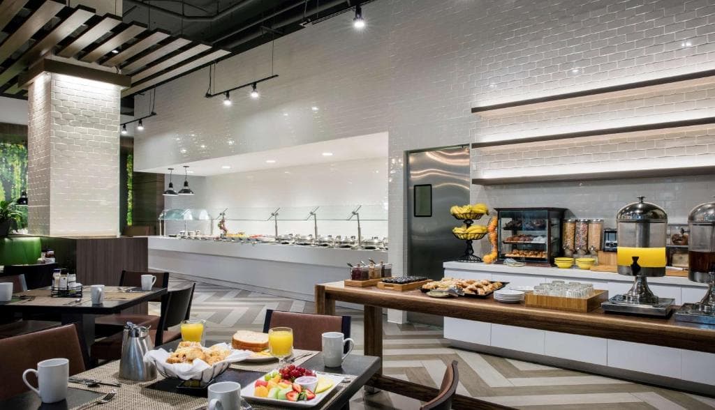 DoubleTree by Hilton Hotel Miami Airport & Convention Center - 20