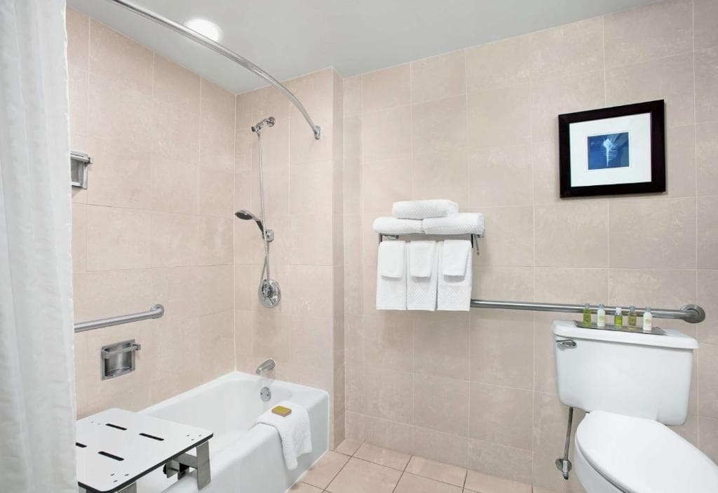 DoubleTree by Hilton Hotel Miami Airport & Convention Center - 44