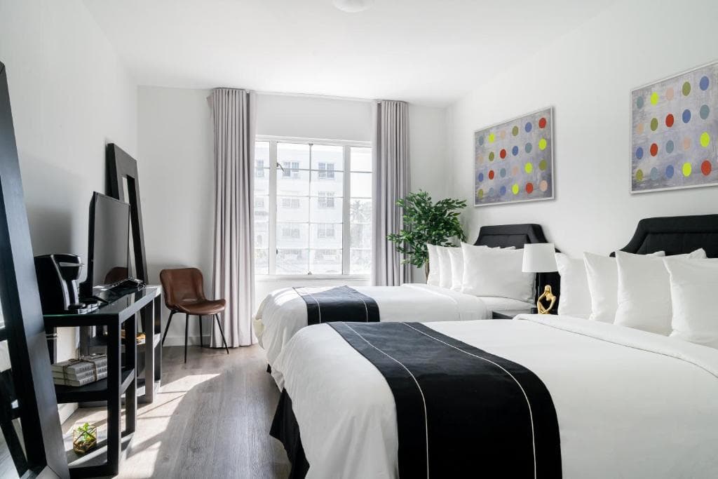 Essex House Hotel - 6