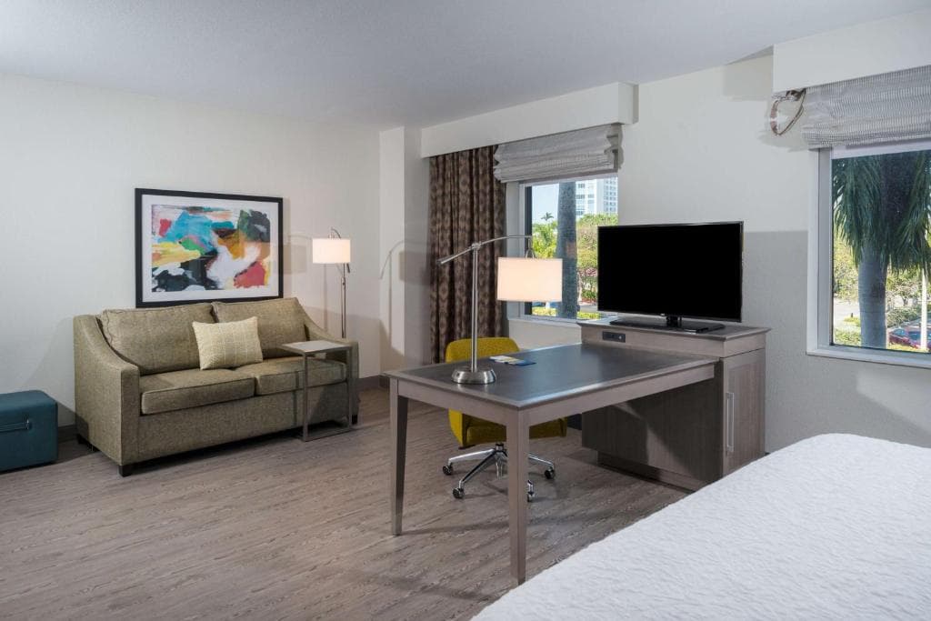 Hampton Inn & Suites Miami Wynwood Design District - 21