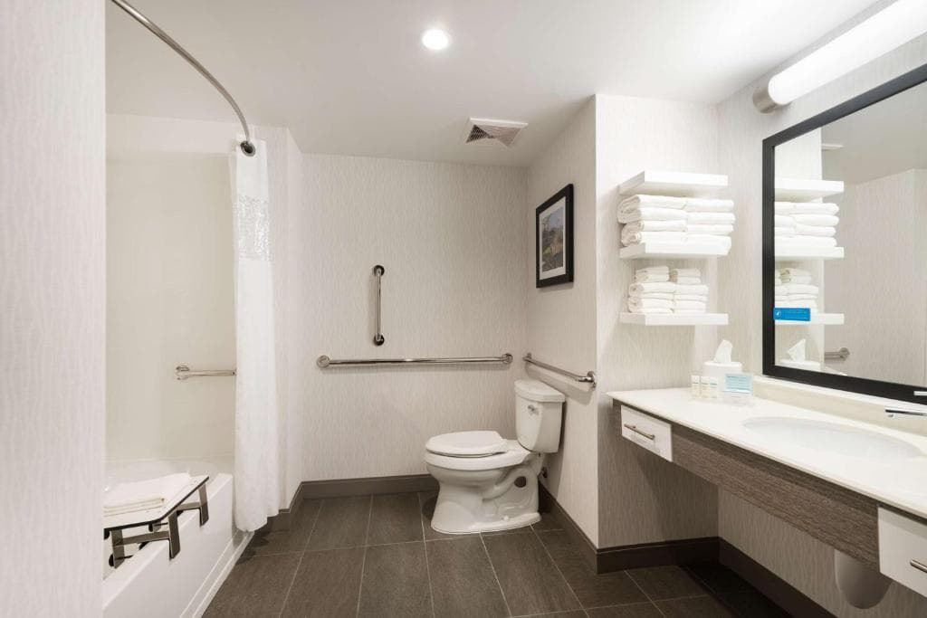 Hampton Inn & Suites Miami Wynwood Design District - 29