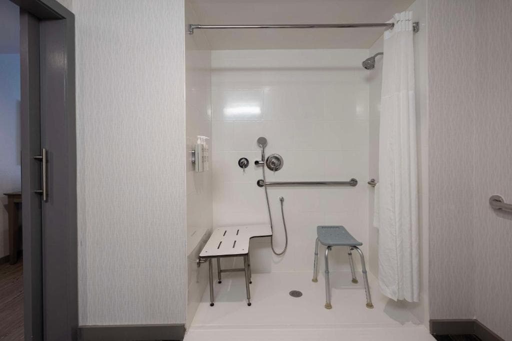 Hampton Inn & Suites Miami Wynwood Design District - 33