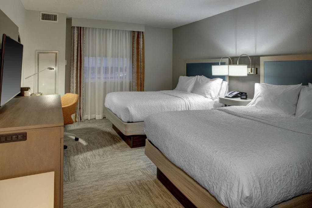 Hampton Inn & Suites Miami Airport South/Blue Lagoon - 24