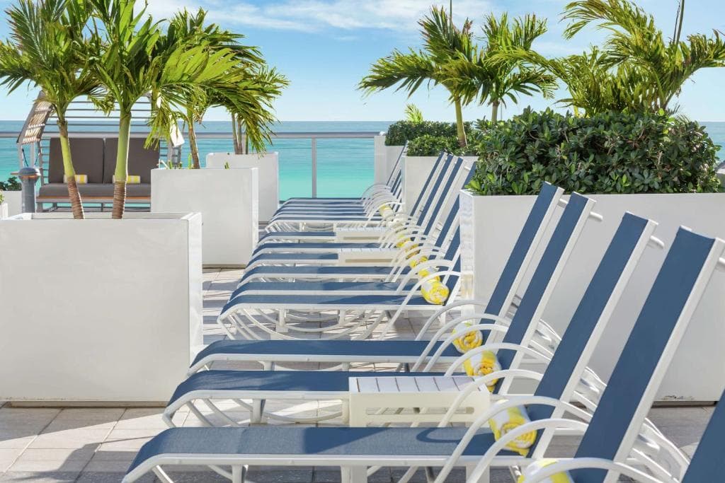 Hilton Cabana Miami Beach - 25