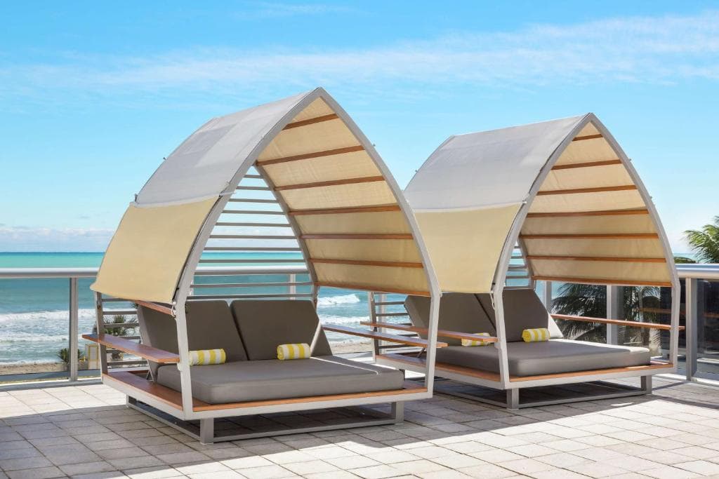 Hilton Cabana Miami Beach - 26