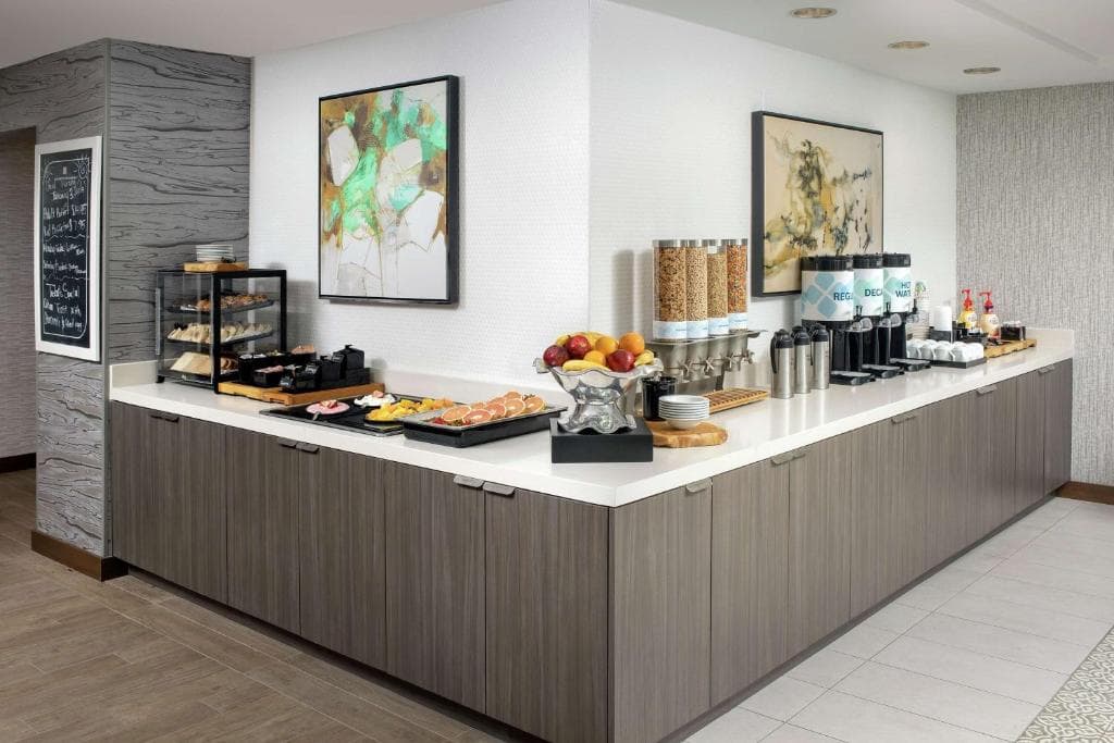 Hilton Garden Inn Miami Brickell South - 17