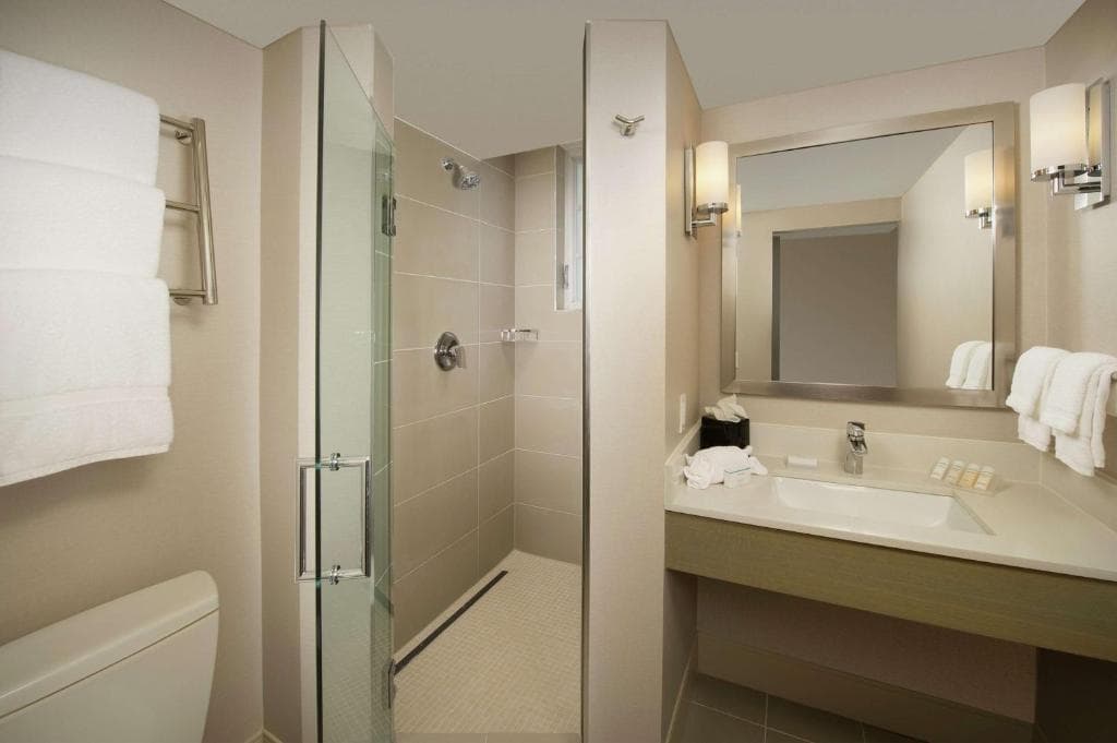 Hilton Garden Inn Miami South Beach - 18