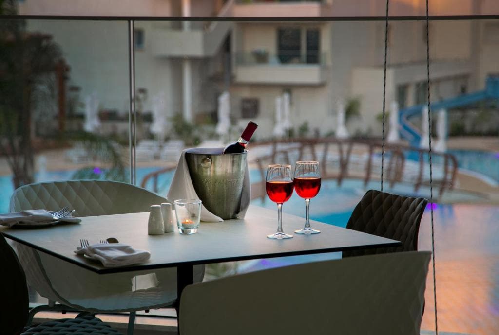 Vangelis Hotel and Suites - 63