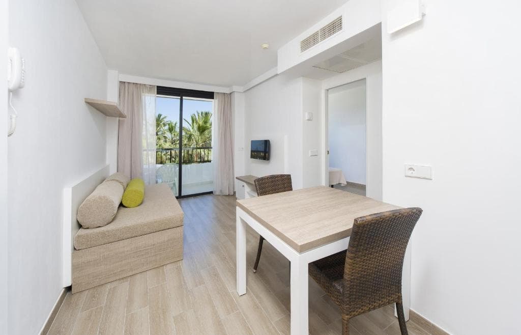 Marvell Club Hotel & Apartments - 33