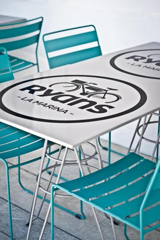 Ryans La Marina - 18