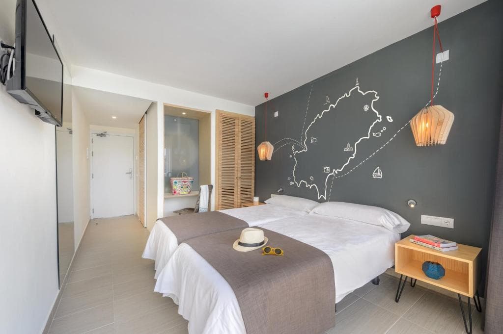 Hotel Vibra Cala Tarida - 6