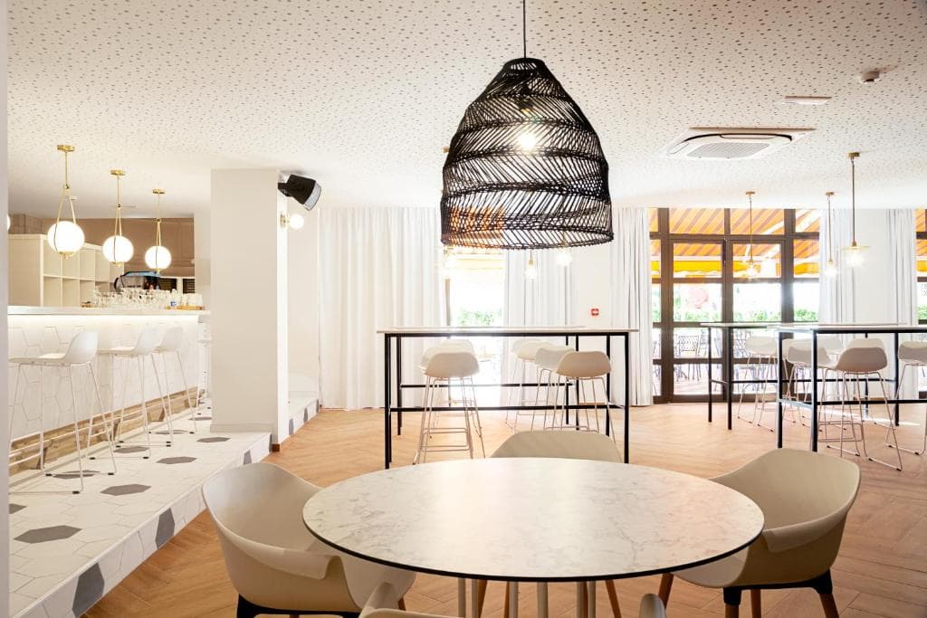 Coral Compostela Beach - 13