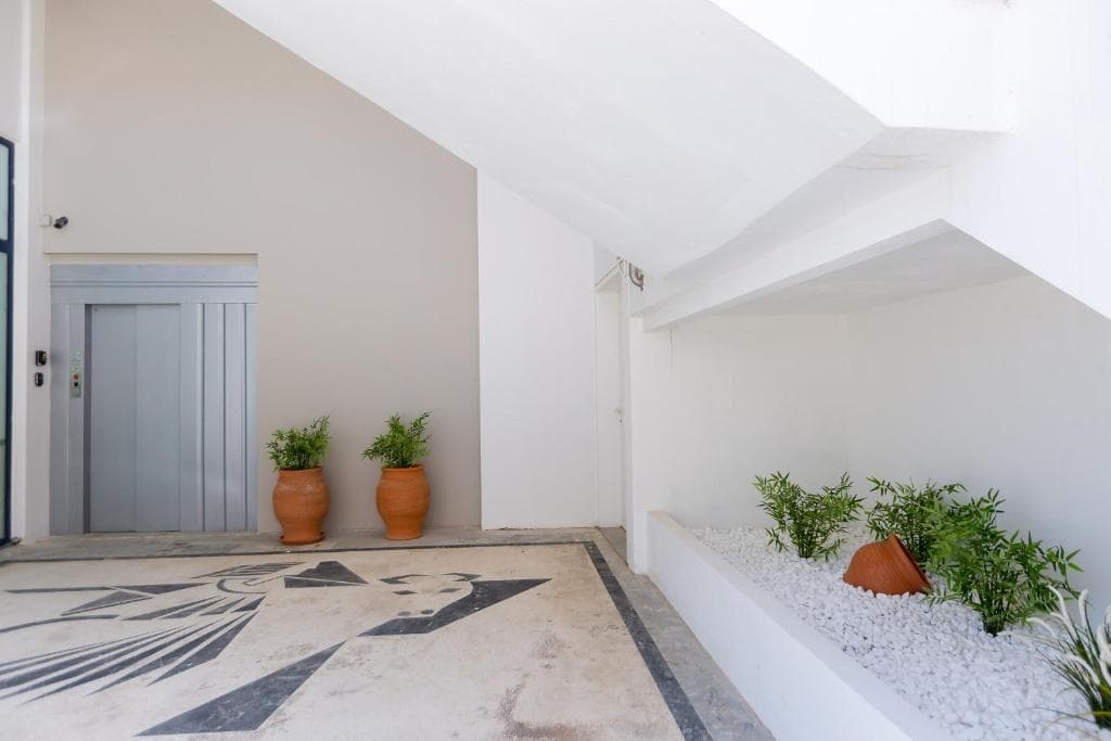 Meltemi Coast Suites - 22