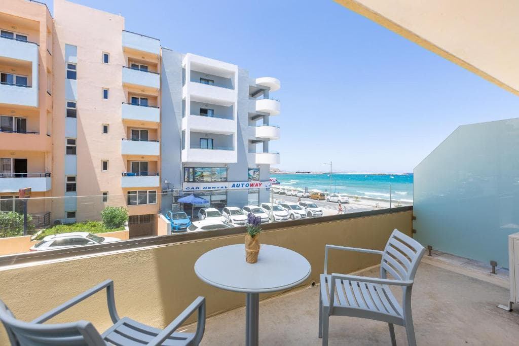 Meltemi Coast Suites - 25