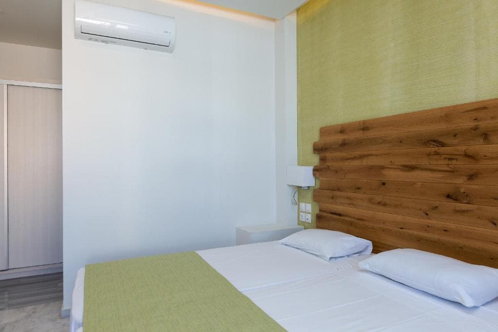 Meltemi Coast Suites - 28