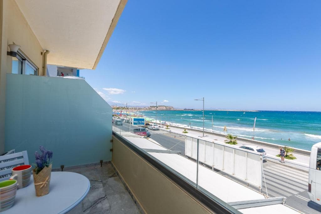 Meltemi Coast Suites - 39