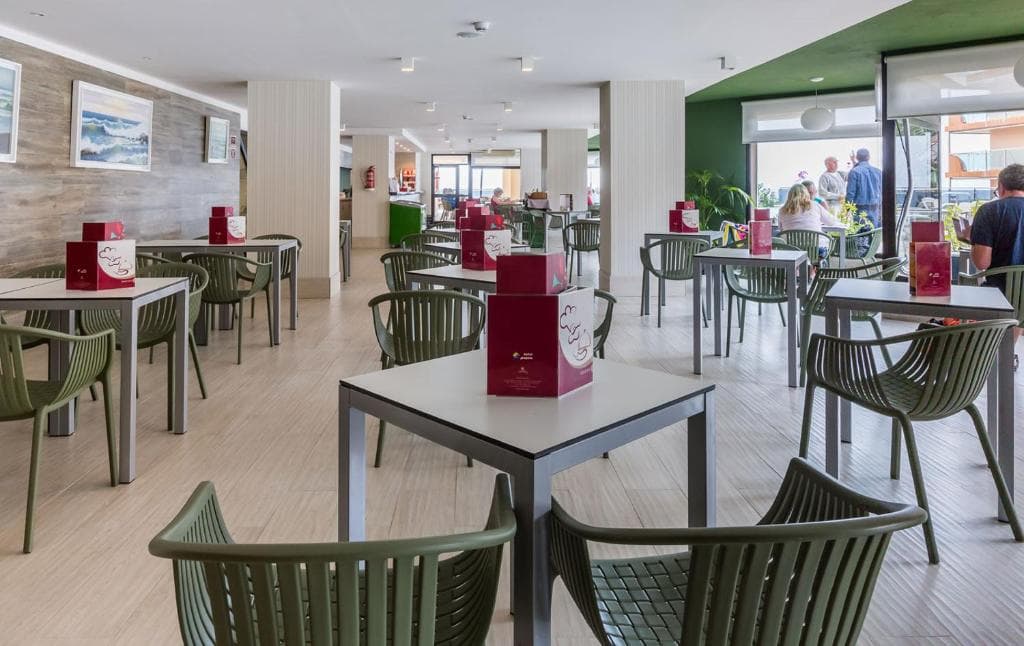 Hotel Angela - Adults Recommended - 15