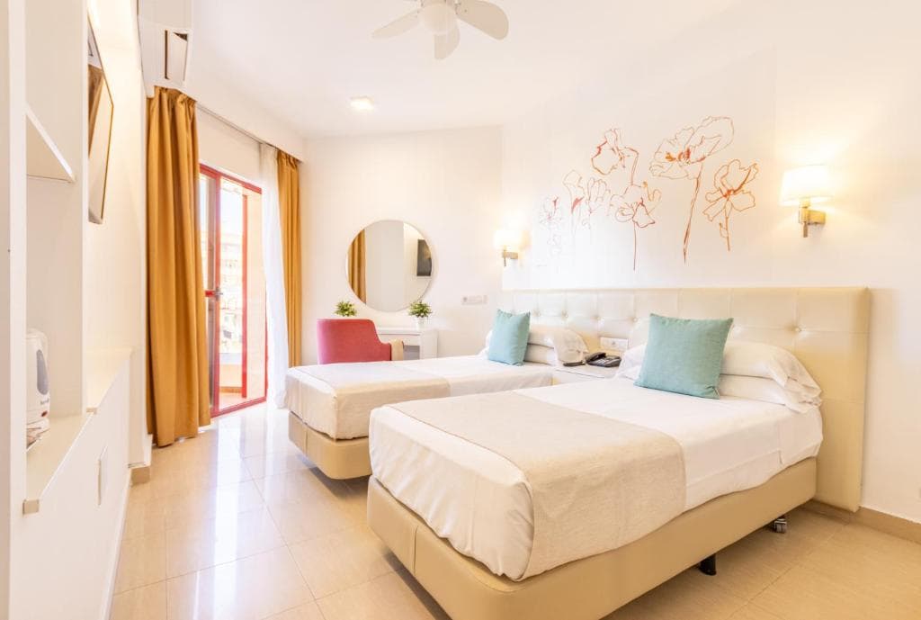 Hotel Angela - Adults Recommended - 21