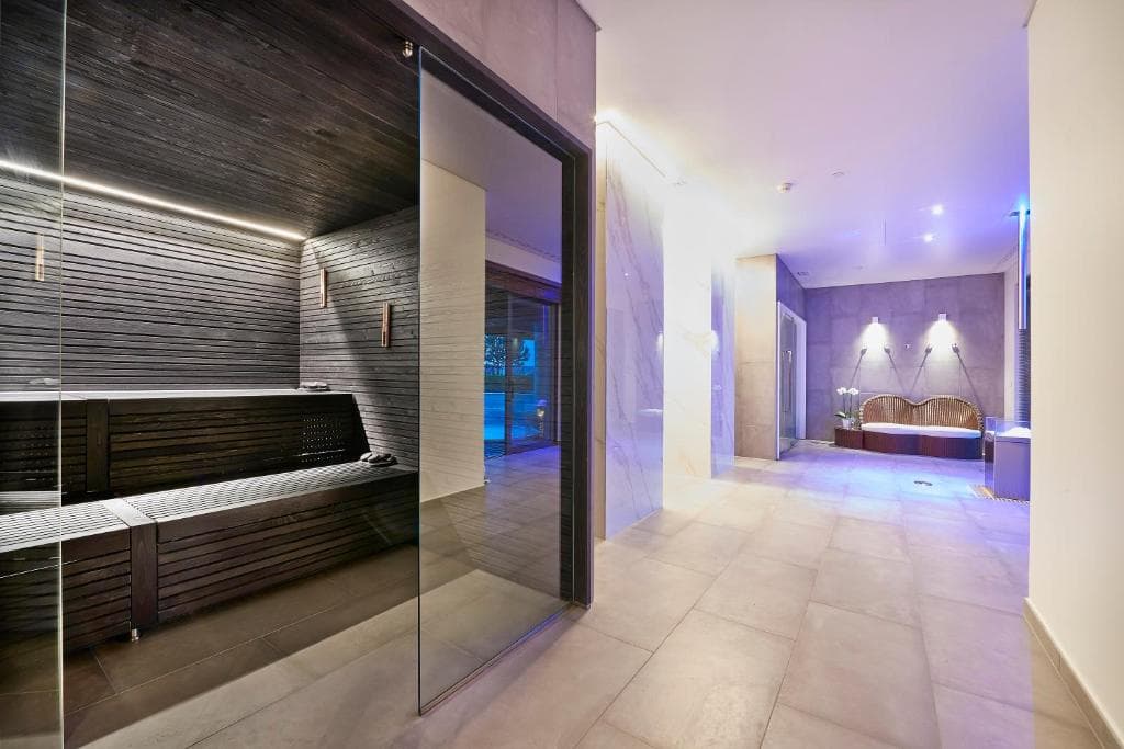 Cascade Wellness Resort - 2