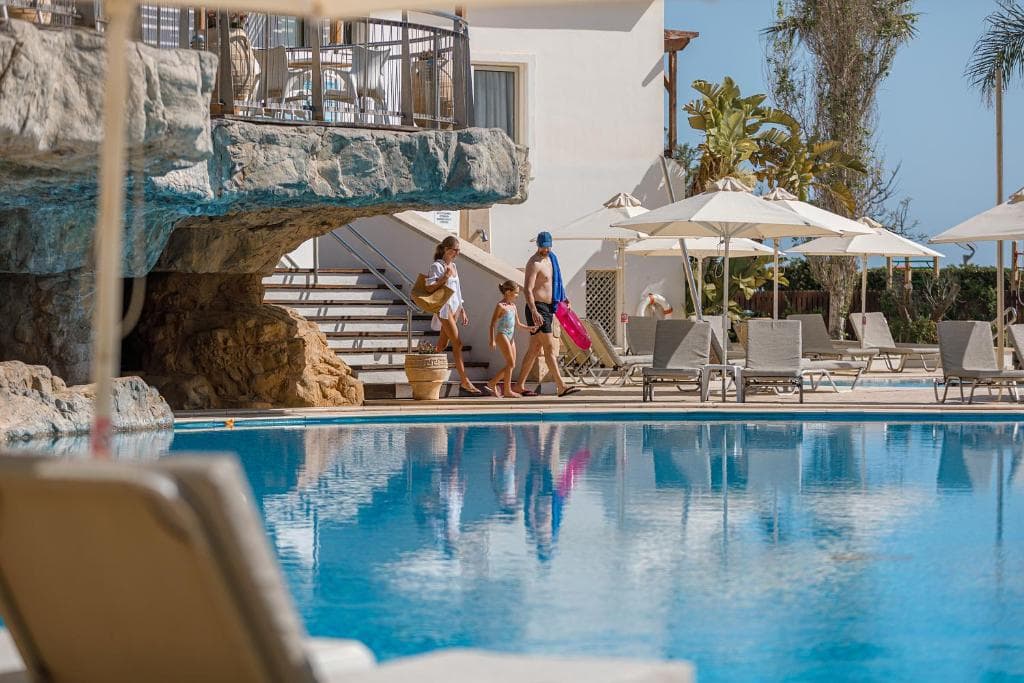 Hotel Louis Althea Beach - 26