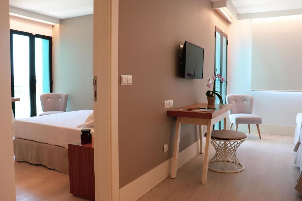Hotel Almirante - 38