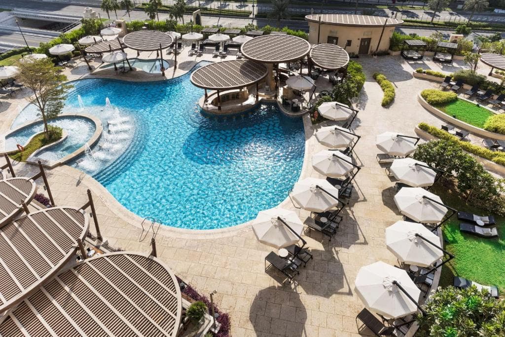 Hilton Doha The Pearl - 1