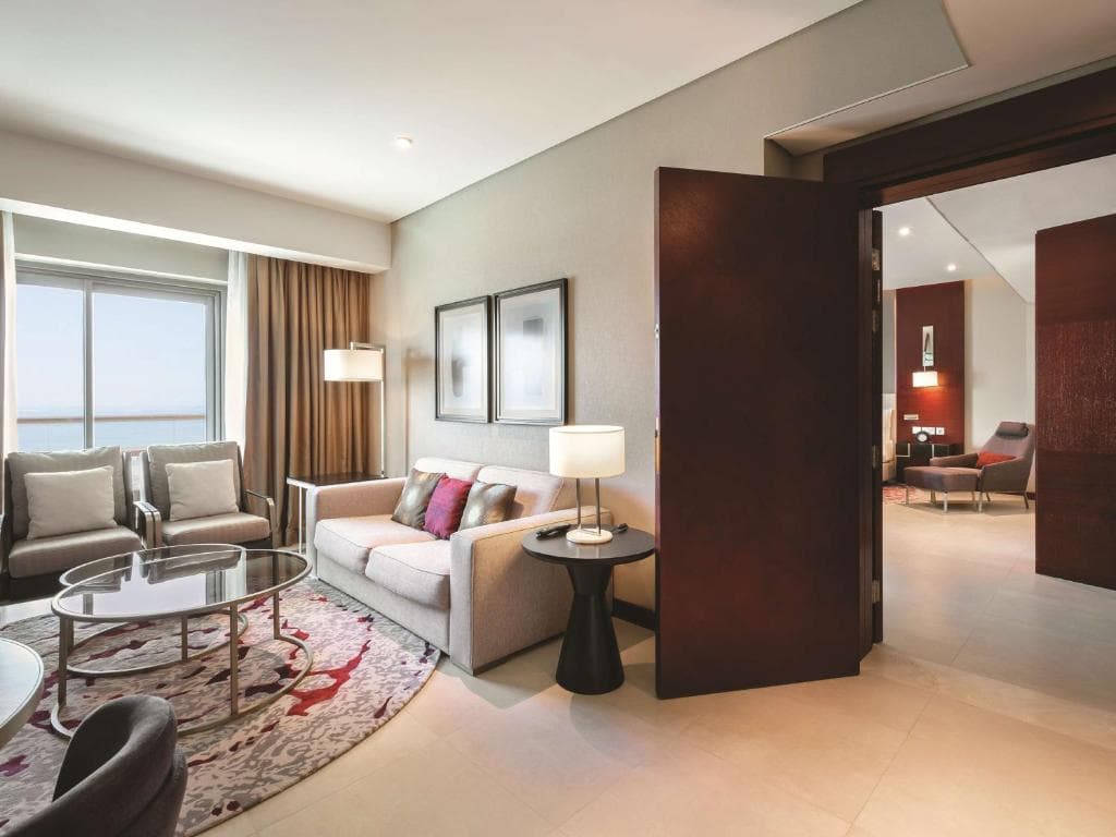 Hilton Doha The Pearl - 61