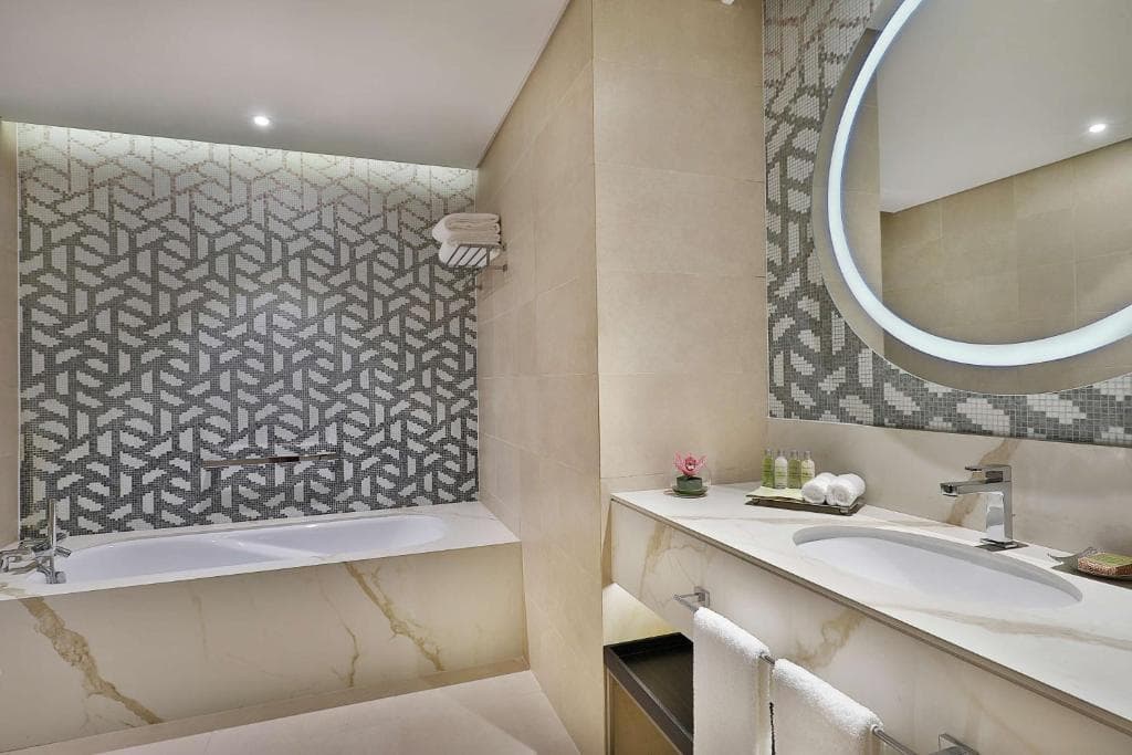 Hilton Doha The Pearl - 69