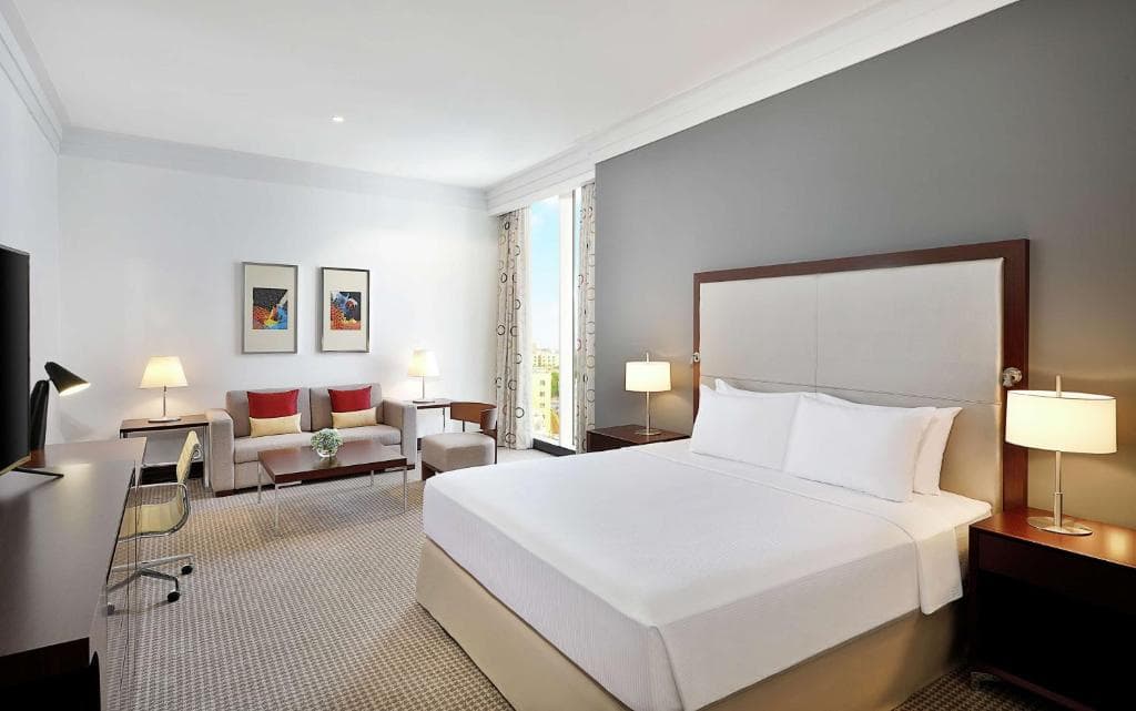 DoubleTree by Hilton Doha - Al Sadd - 21