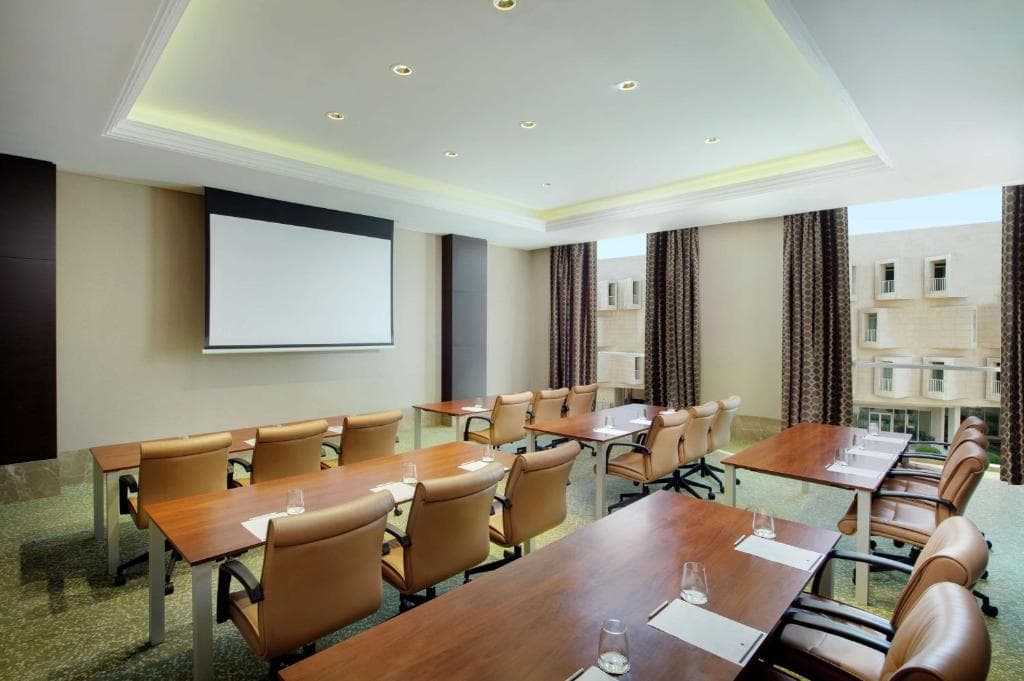 DoubleTree by Hilton Doha - Al Sadd - 35
