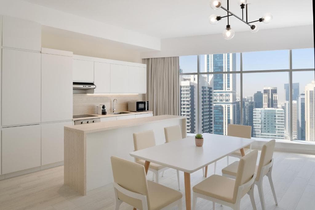 Element West Bay Doha - 3