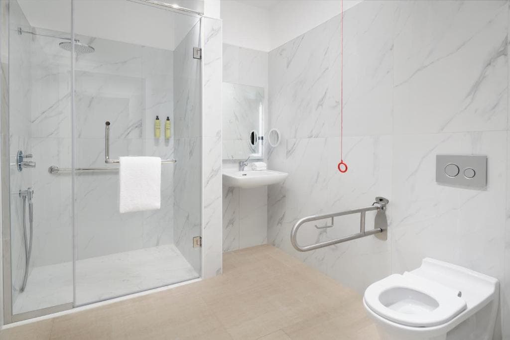 Element West Bay Doha - 17