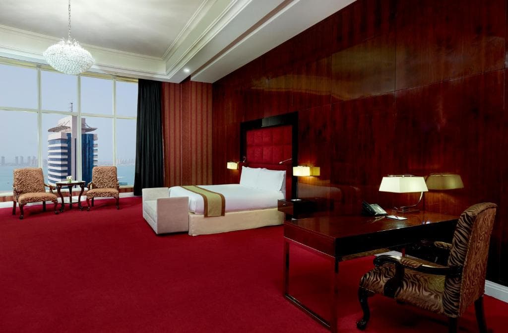 Crowne Plaza Doha West Bay - 17