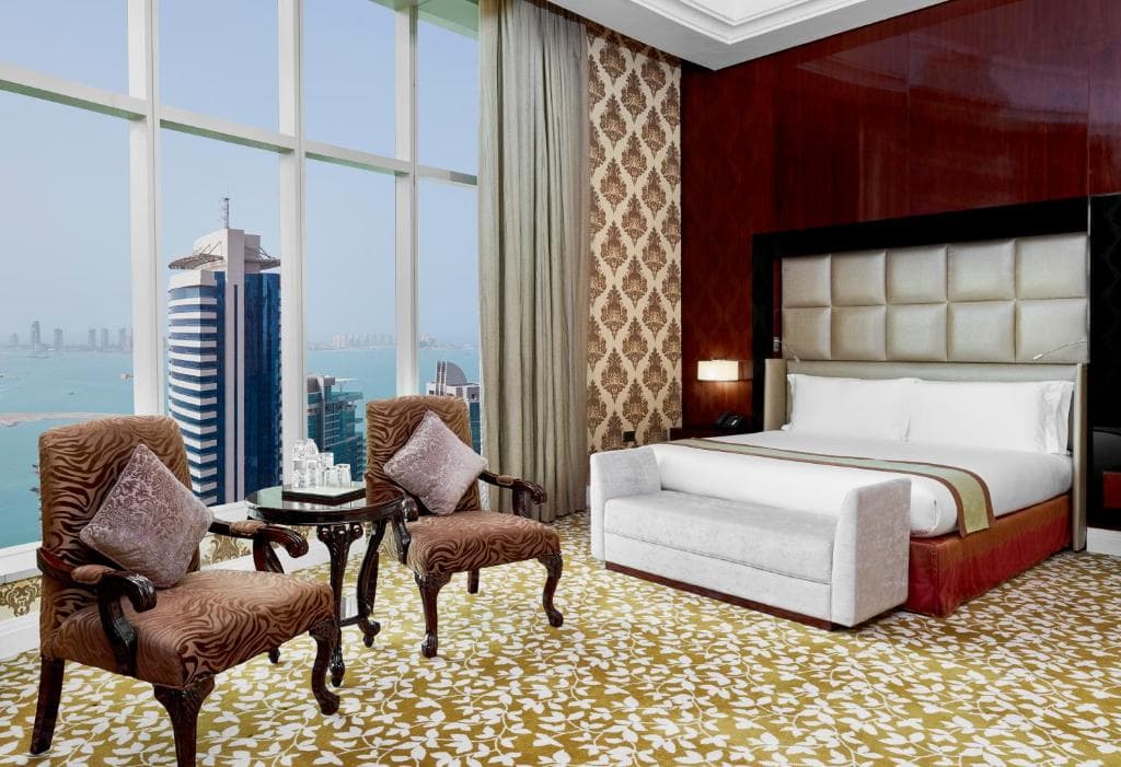 Crowne Plaza Doha West Bay - 18