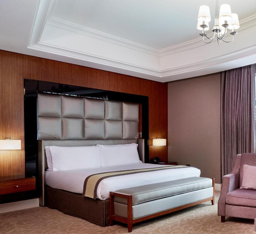 Crowne Plaza Doha West Bay - 22