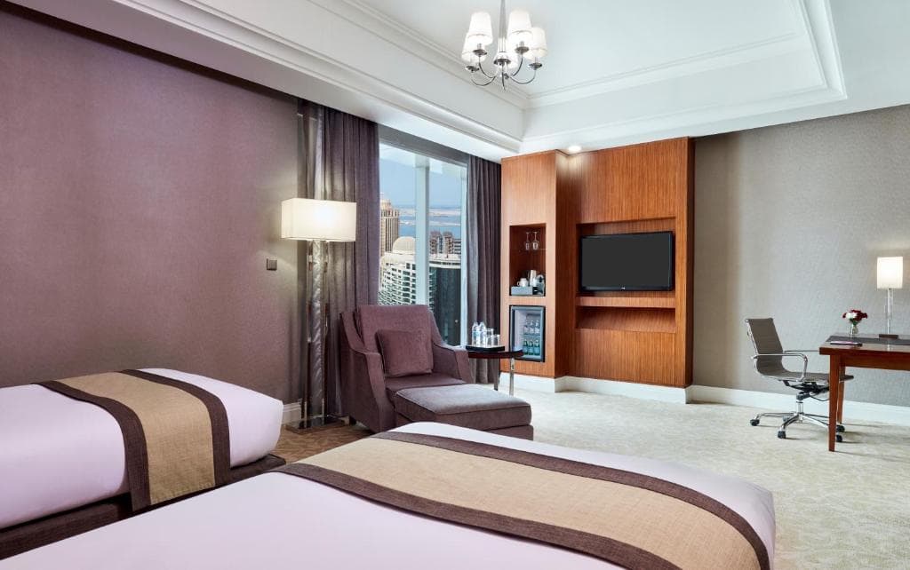 Crowne Plaza Doha West Bay - 23