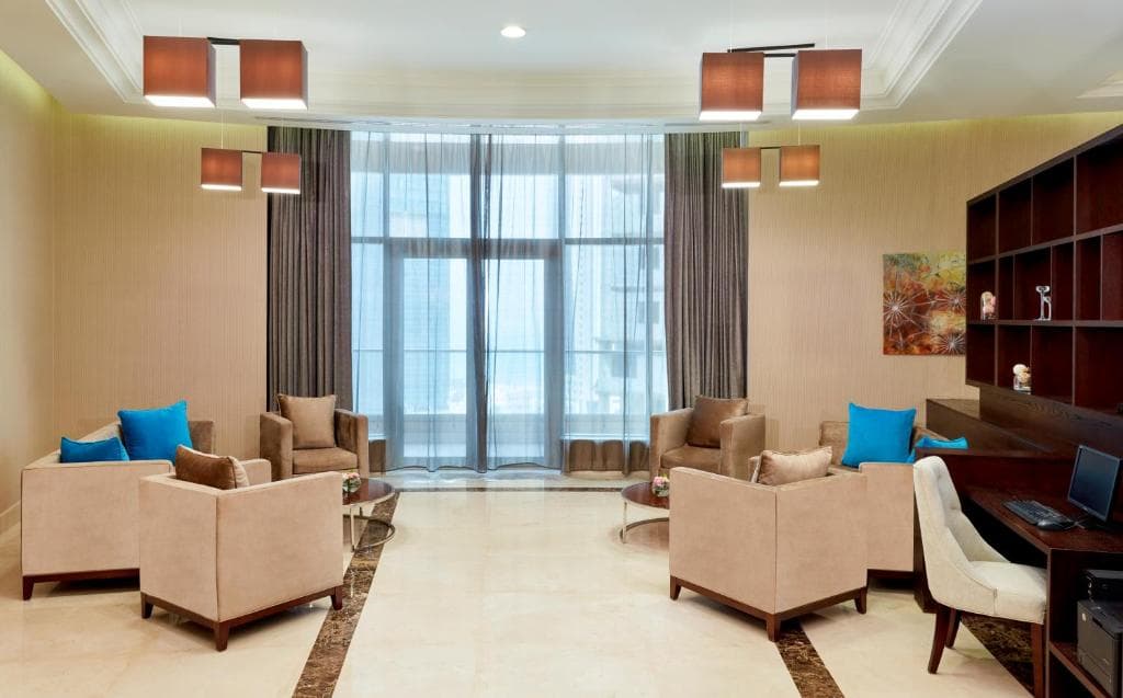 Crowne Plaza Doha West Bay - 35