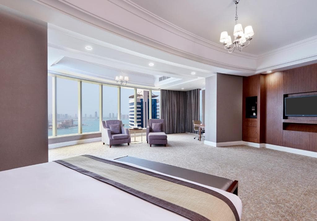 Crowne Plaza Doha West Bay - 41