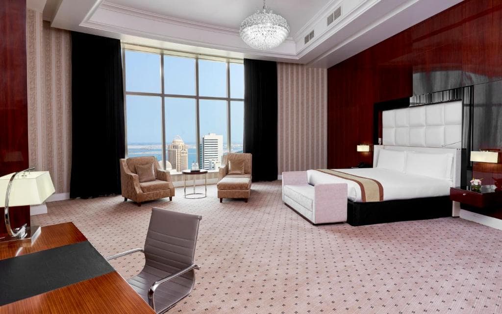 Crowne Plaza Doha West Bay - 45