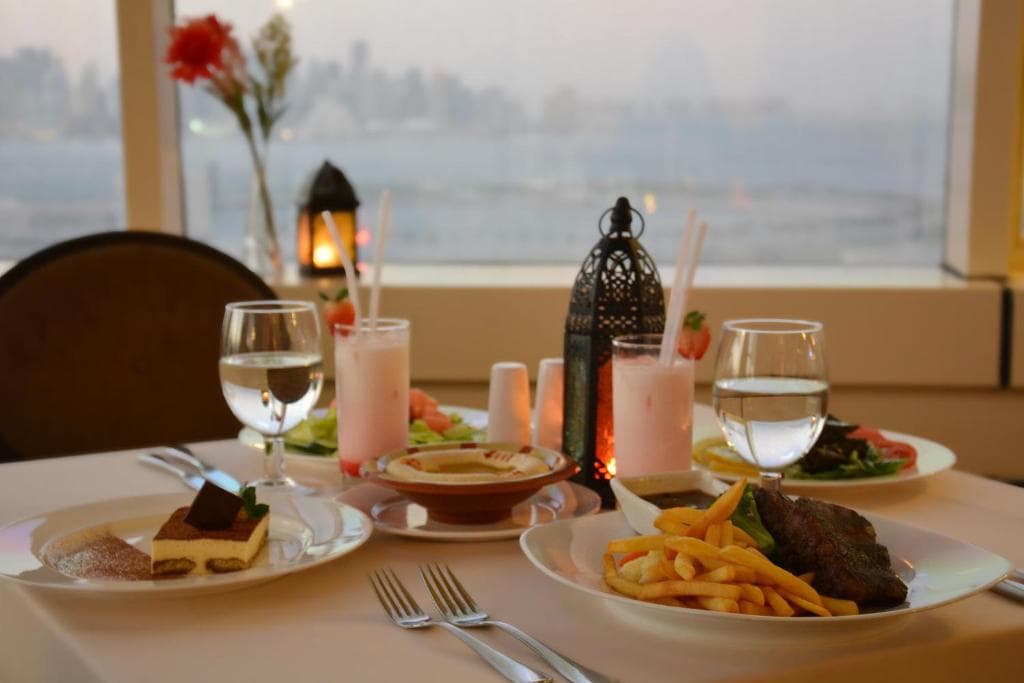 The Royal Riviera Hotel Qatar - 15